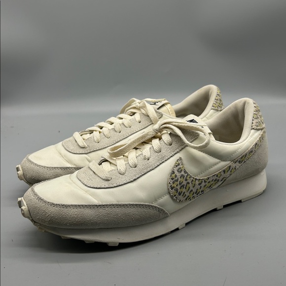 NIKE DAYBREAK ivory and leopard sneakers sz 10 - Picture 2 of 10